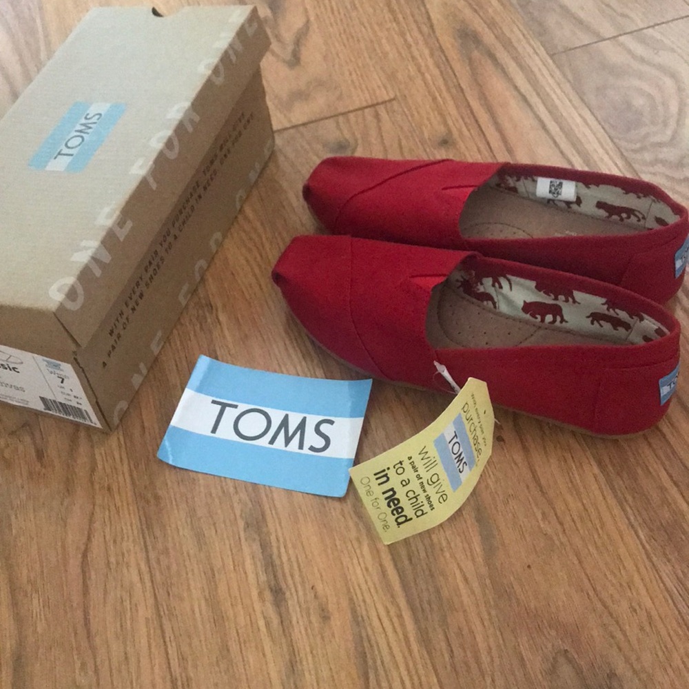 Classic Red Canvas Toms